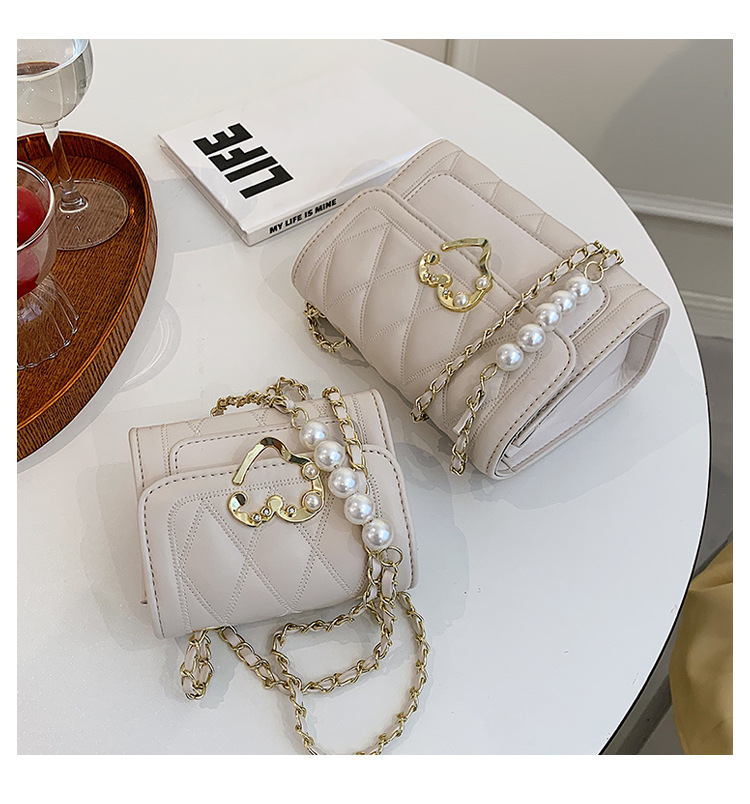 Wholesale Heart-shaped Buckle Messenger Shoulder Small Square Bag Nihaojewelry display picture 173