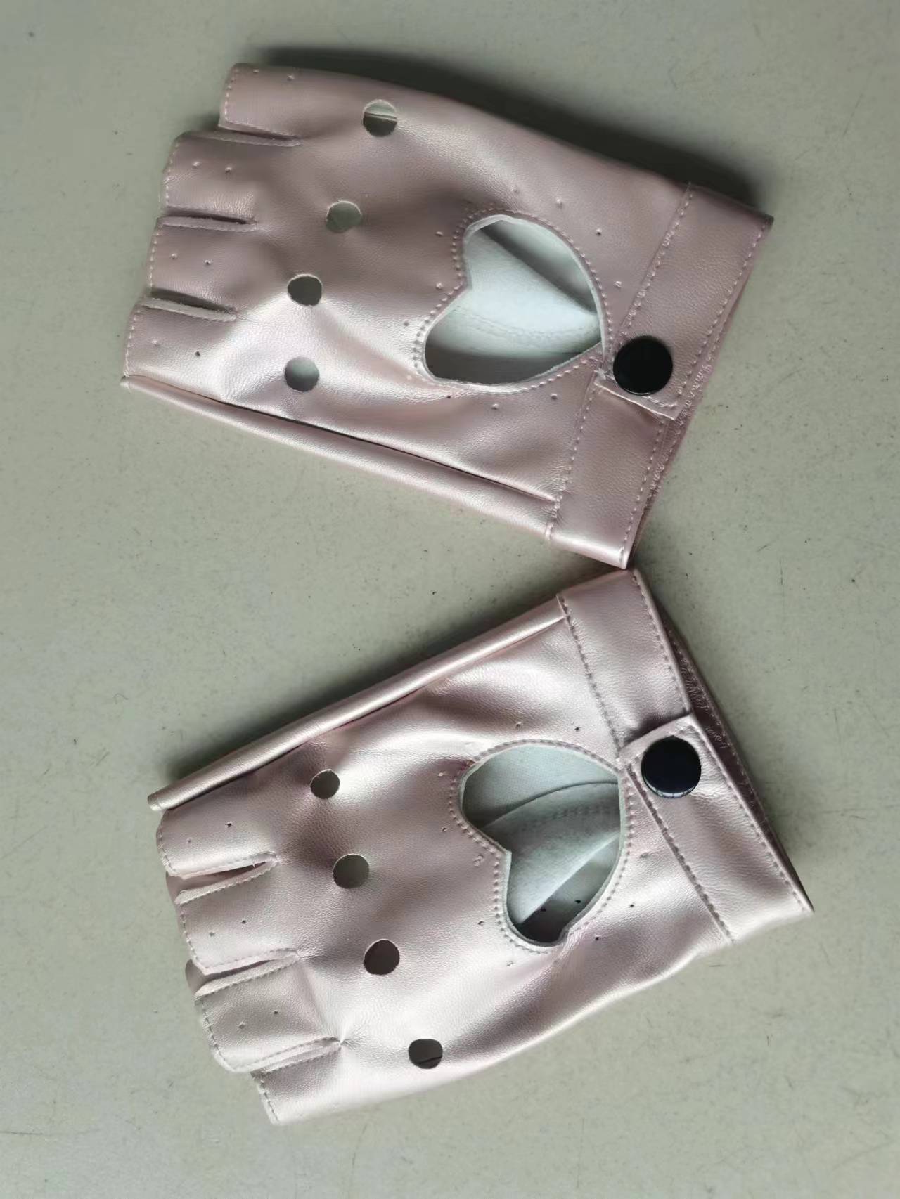 복숭아 하트 로즈 골드