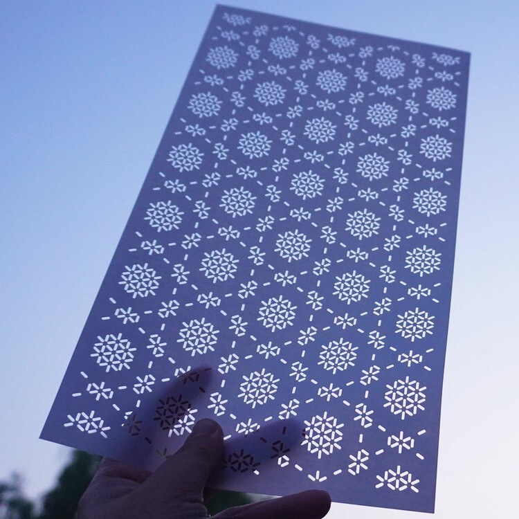 0 thorn embroidery template falling snow pattern new thin soft board one-piece embroidery tea mat coaster drawing brush drawing hot cream white