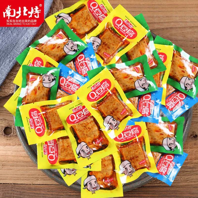 Навальный Север и Юг Специальный Вкус Чеснока Пряный Сушеный Соевый Творок Пряный Q Сушеный Соевый Творок Закуски Подарочная Упаковка Оптом