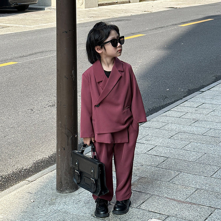 Пиджак классического кроя, штаны, комплект