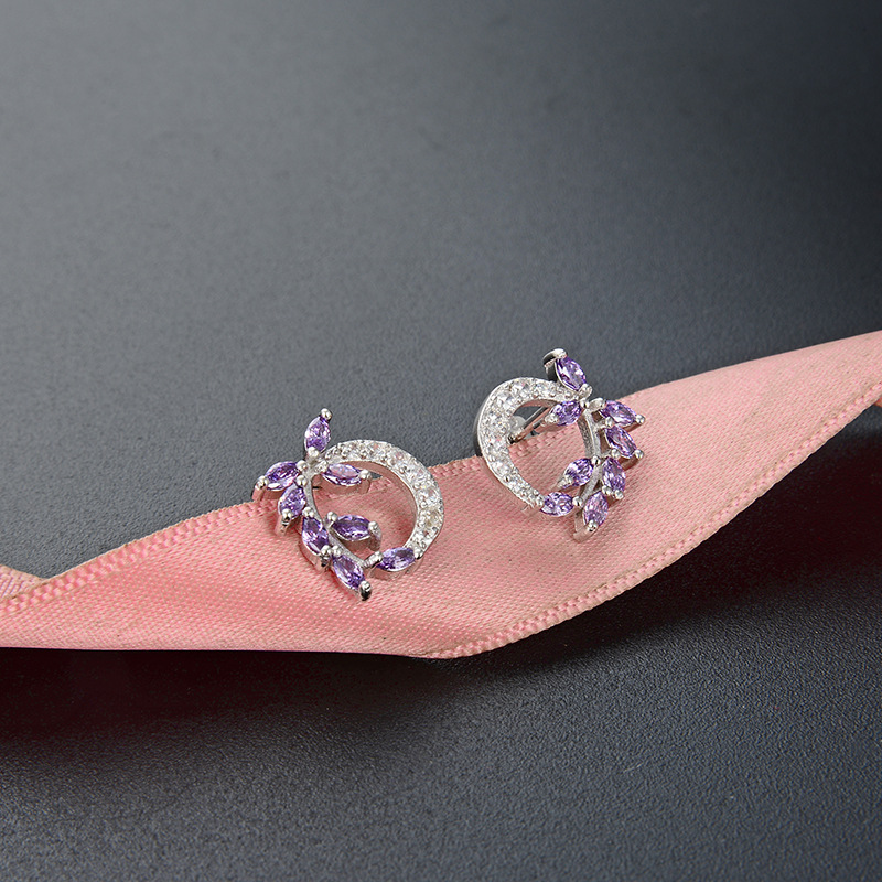 Pendientes de diamantes de hoja fresca pendientes de estilo japonés y coreano s925 pendientes de circón de plata pendientes redondos elegantes de las mujeres