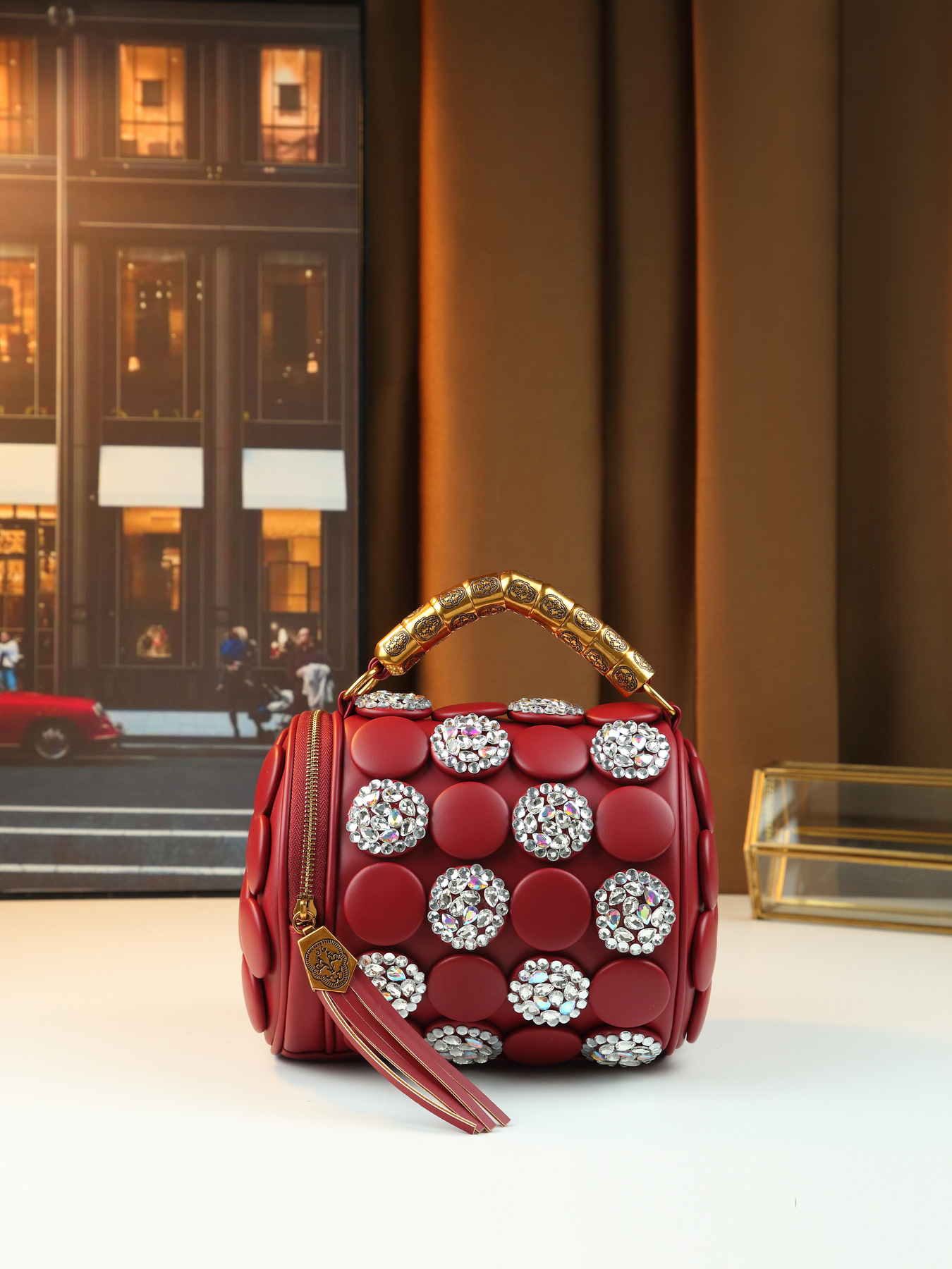 Damen Handtasche Im Retro Stil Mit Punkten Und Strassbesatz_voghion.com