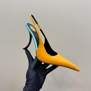 2026��߸����θ����^�����^��ɫ��Ƥ�߸�¶���\��ŮЬ