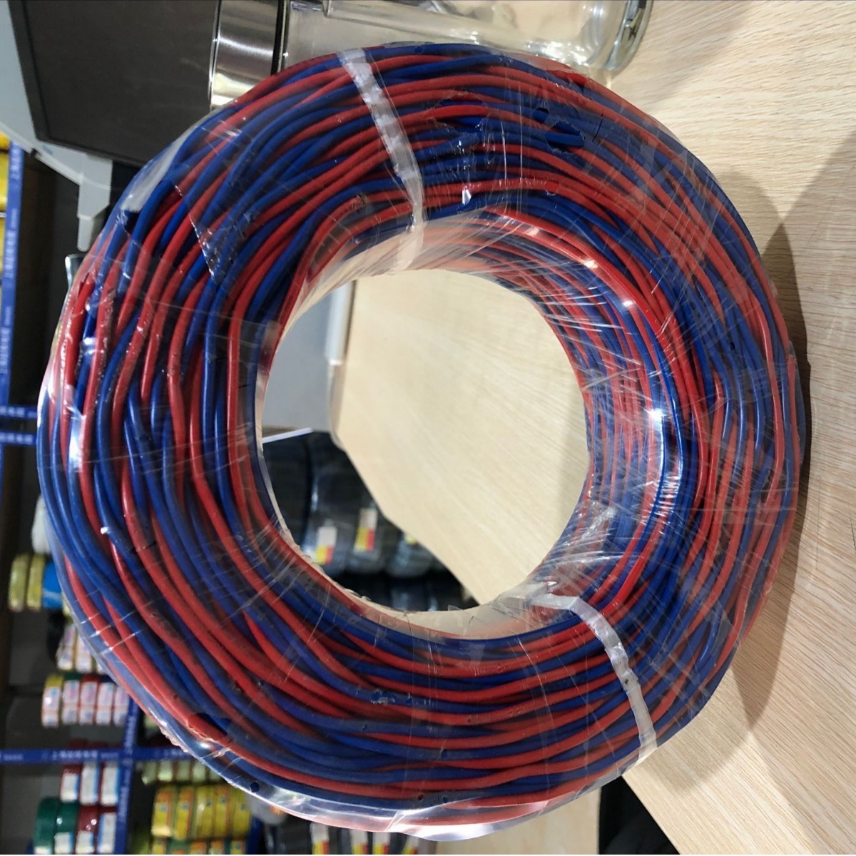 Cable de cobre puro RVS ignífugo para extinción de incendios, cable decorativo, cable para cabezales de lámparas, cable eléctrico de 2 núcleos estándar nacional, venta al por mayor, fabricante con stock.