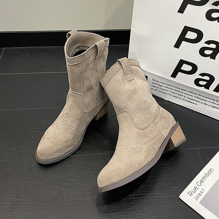 Big size fashion boots female fall and winter new embroidery ethnic style thick heel short boots female_voghion.com