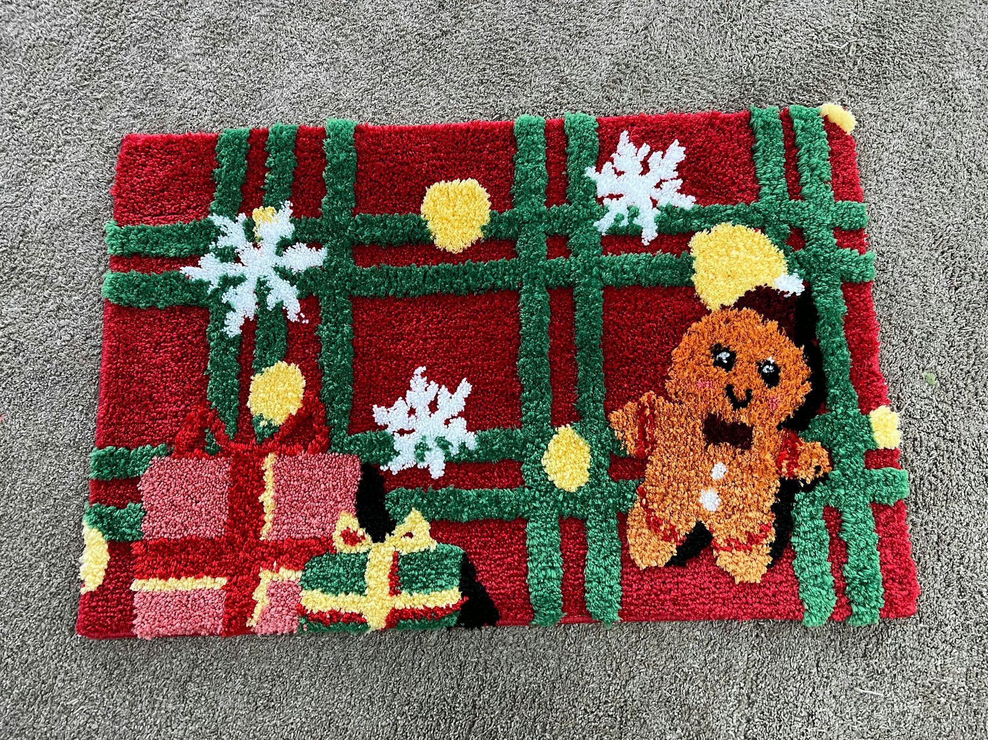 Polyester Material Christmas Festival Christmas Cute Christmas Tree Letter Snowflake Polyester Carpet Bedding