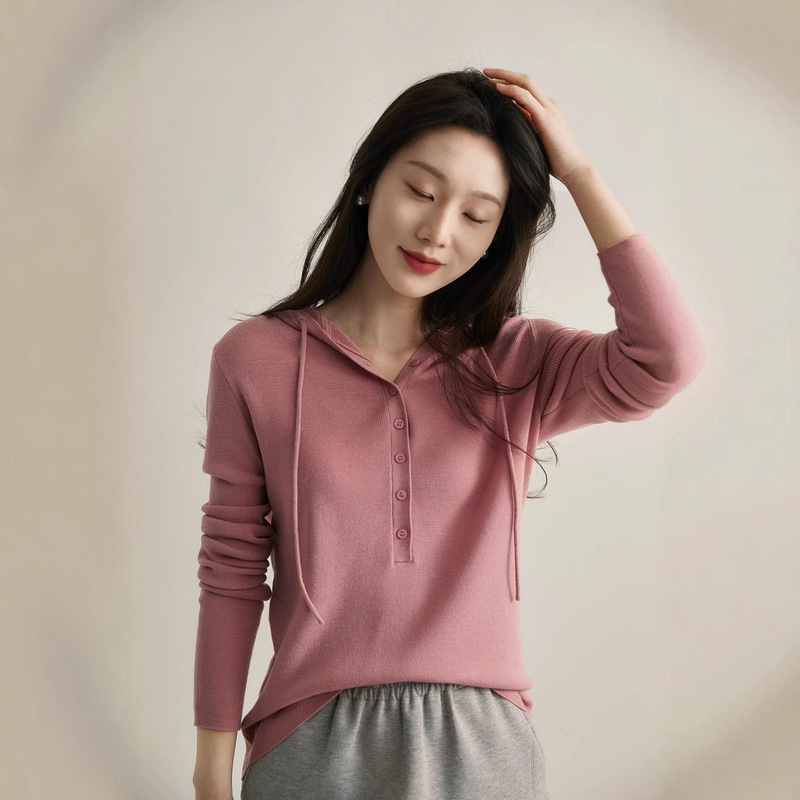 2025 New Hooded Sweater, Thin and Stylish Yangtze Yarn Base Multi-Color Knitted Sweater, Long-Sleeved Slimming Look Top