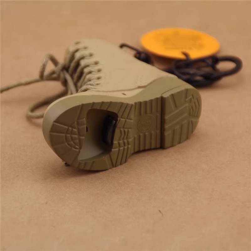 Zhonglong fábrica directa de zapatos de moda personalidad encendedor a prueba de viento inflado llama abierta red rojo Martin botas encendedor lote