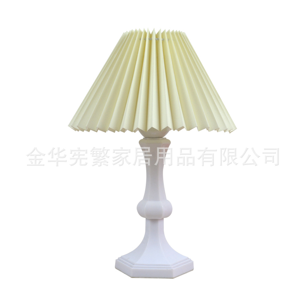 Celebridad de Internet transfronteriza cabecera nórdica ins chica creativa simple plisado acrílico moderno bar hogar dormitorio lámpara de mesa