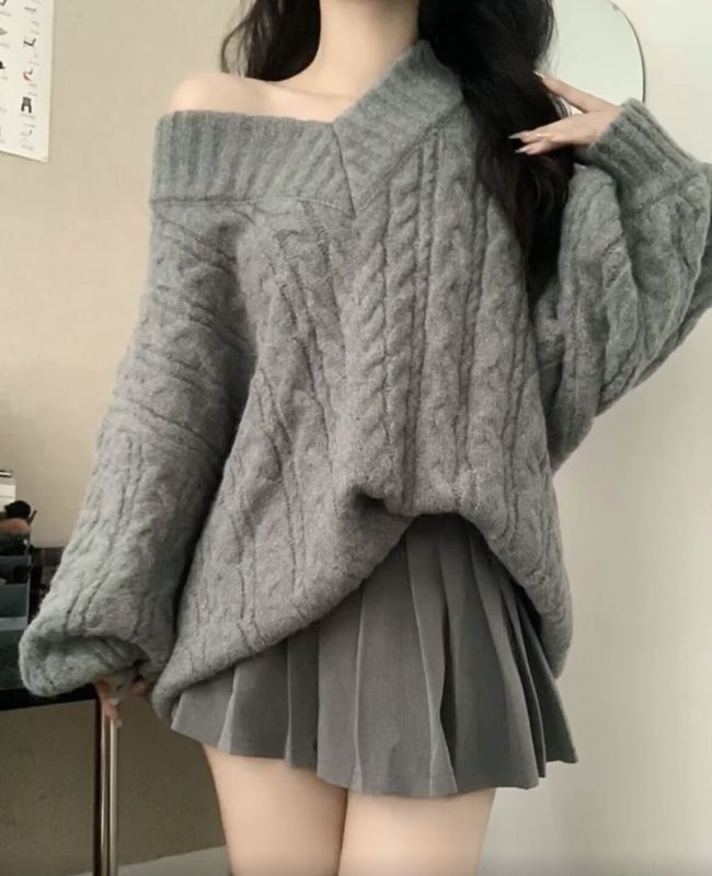 2025年新款灰色麻花套头毛衣女复古懒惰风宽松V领针织衫上衣女装|undefined
