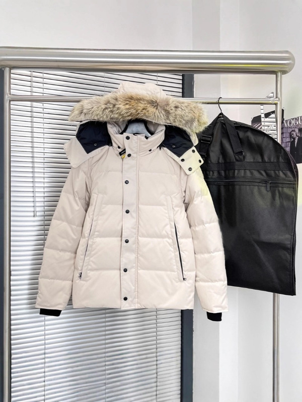 Men Coyote Fur Hooded29# Wyndham parka jiacket fur and badge|undefined