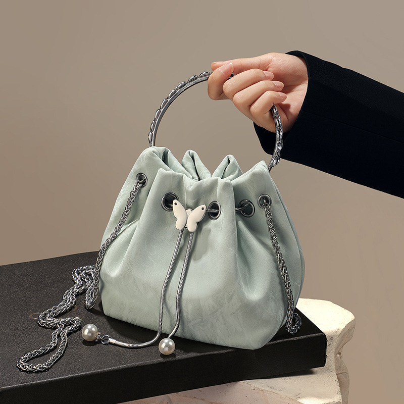 Handbags for Women 2026 New Fashion Versatile Chain Bag Niche Shoulder Bag Designer Crossbody Bucket Bag