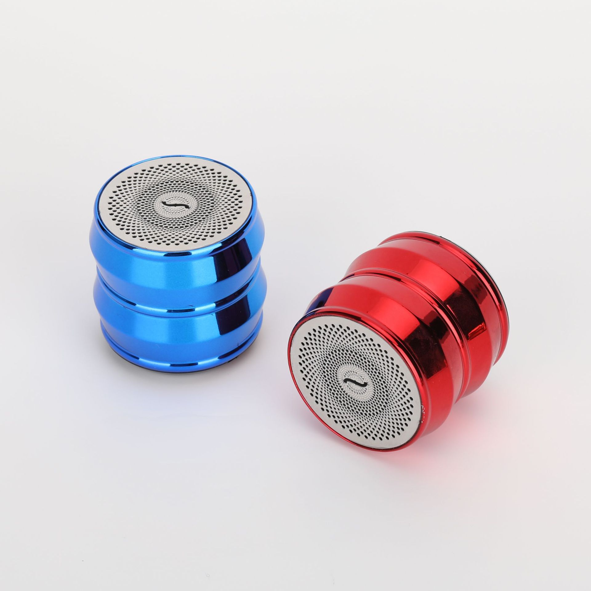 Nuevo Shenzhen electrodomésticos Bluetooth audio portátil mini inalámbrico pequeño audio al aire libre pequeño electrodomésticos Altavoz Bluetooth
