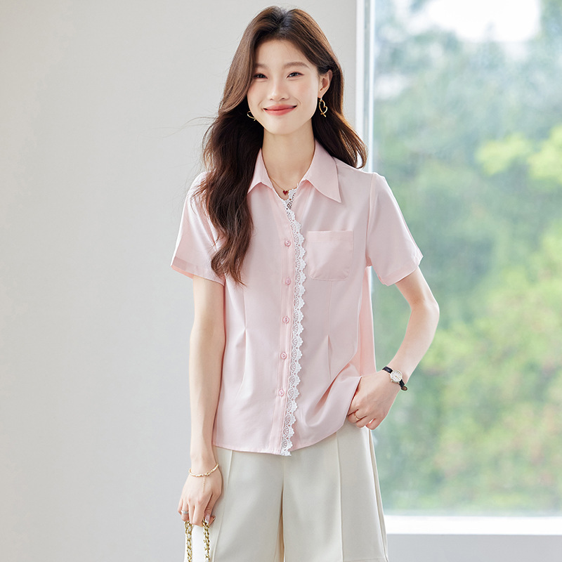 Age-Reducing Light Pink Short-Sleeved Shirt for Women with Lace Edge, Stylish Summer Thin Top Design, White Chiffon Shirt