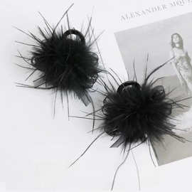 秋冬新款高级感鸵鸟羽毛鲨鱼时尚夹后脑勺气质头饰发饰