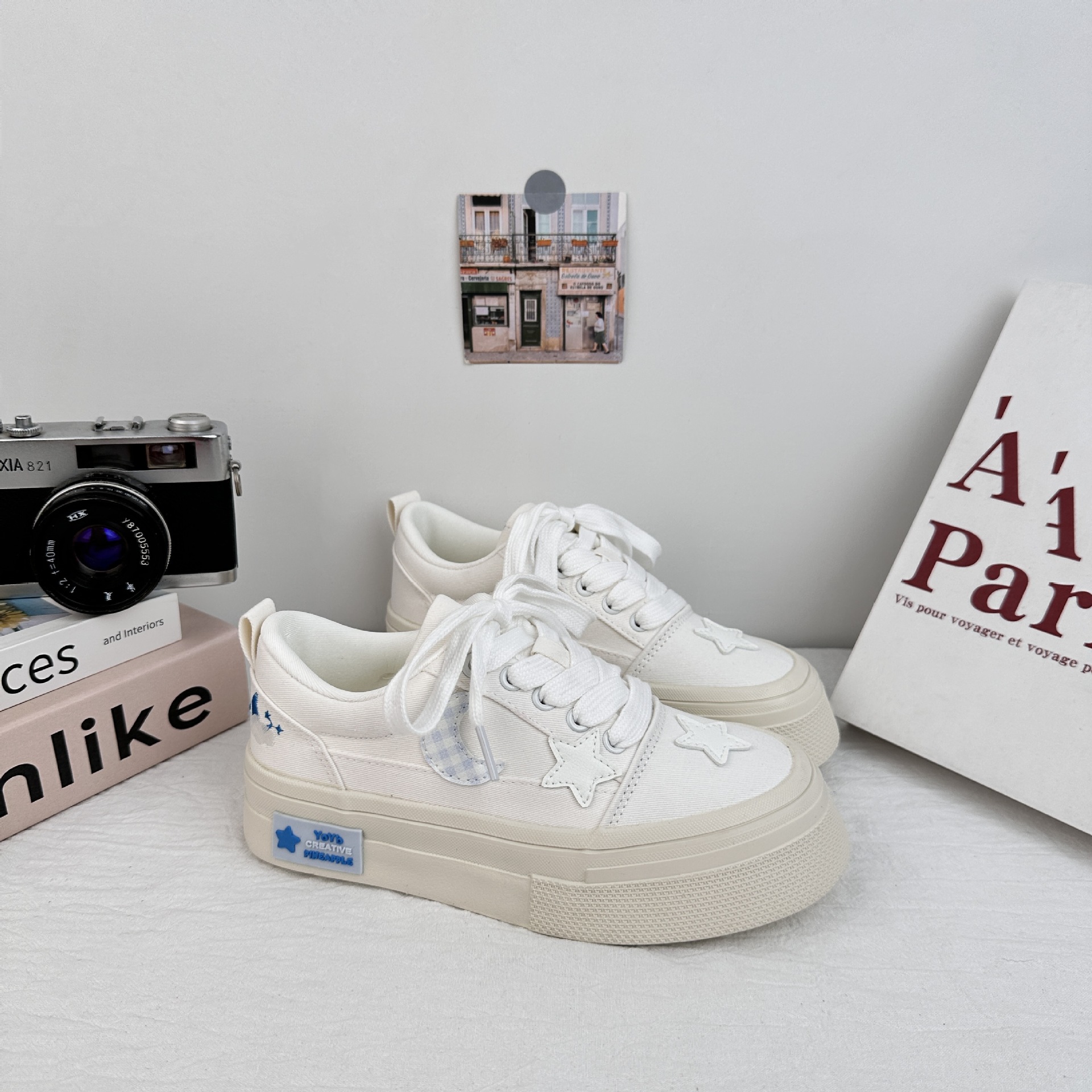 Farbo coreano estrellas zapatos de skate para mujeres 2025 nuevos zapatos blancos transpirables de verano con suela gruesa zapatos de lona variados