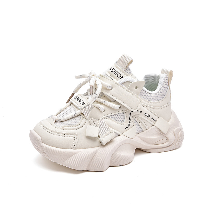 Zapatos de papá suaves para niños, primavera de 2026 zapatos de deporte transpirables antideslizantes para niñas en stock image 5