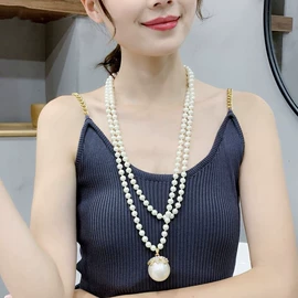 项链;毛衣链;胸针