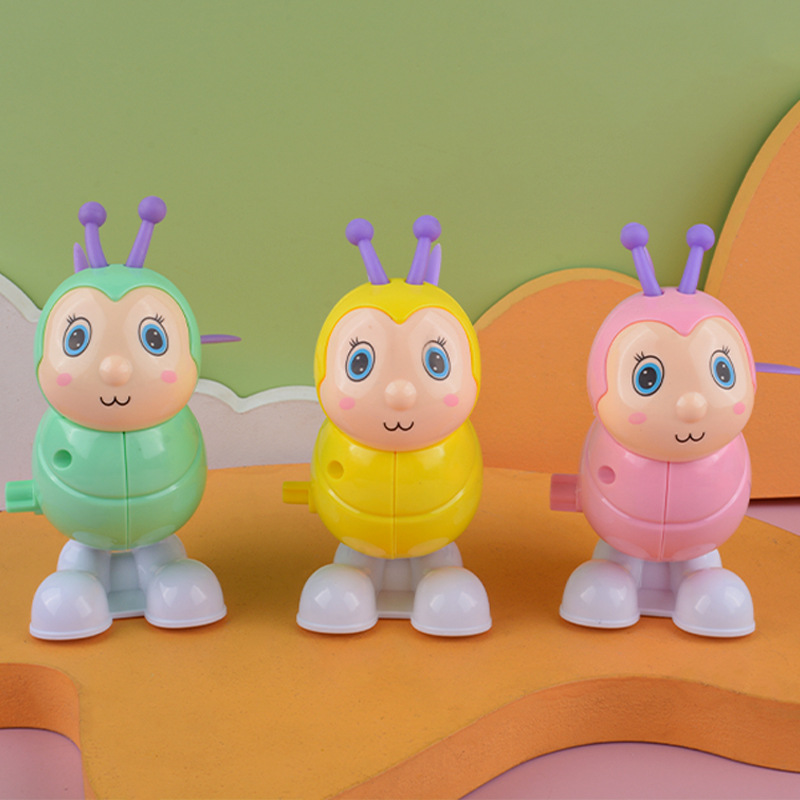 Cadena de juguete de salto de primavera abeja saltando nostálgico pequeño juguete de dibujos animados para niños pequeño puesto de animales al por mayor