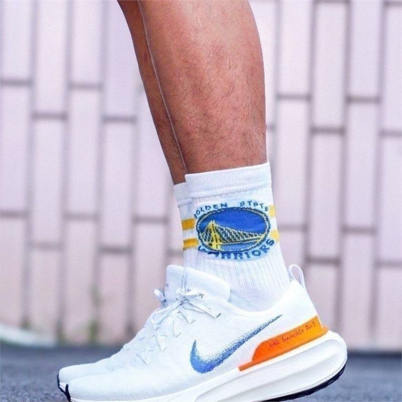 The Popular Flyknit Zoomx New Run3 Soft-Soled Shock-Absorbing Mesh Sports Breathable Lightweight Running Shoes for Men and Women