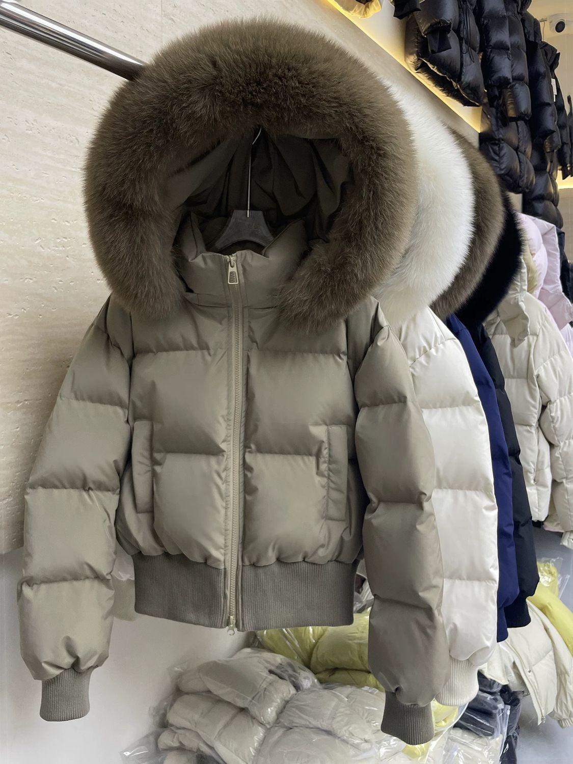 Women's Down Jacket With Fur Collar Petite Waist-cinching Coat_voghion.com