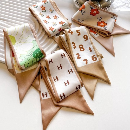 Elegant Beige Floral Silk Scarf with Subtle Patterns, Slim and Long Bandana Hair Ties, New Style Headband Accessories, Decorative Neck Scarf for Women