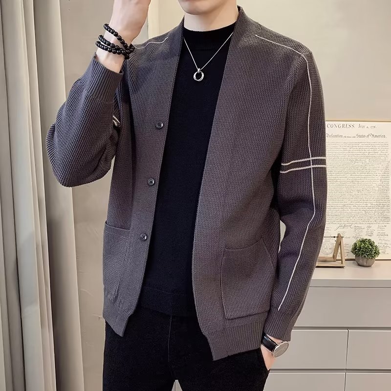 2024 automne et hiver nouveau cardigan tricoté style propriétaire de magasin veste en laine pull tendance pour hommes_voghion.com