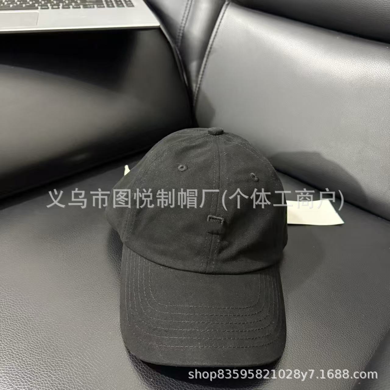 검은색 사각형