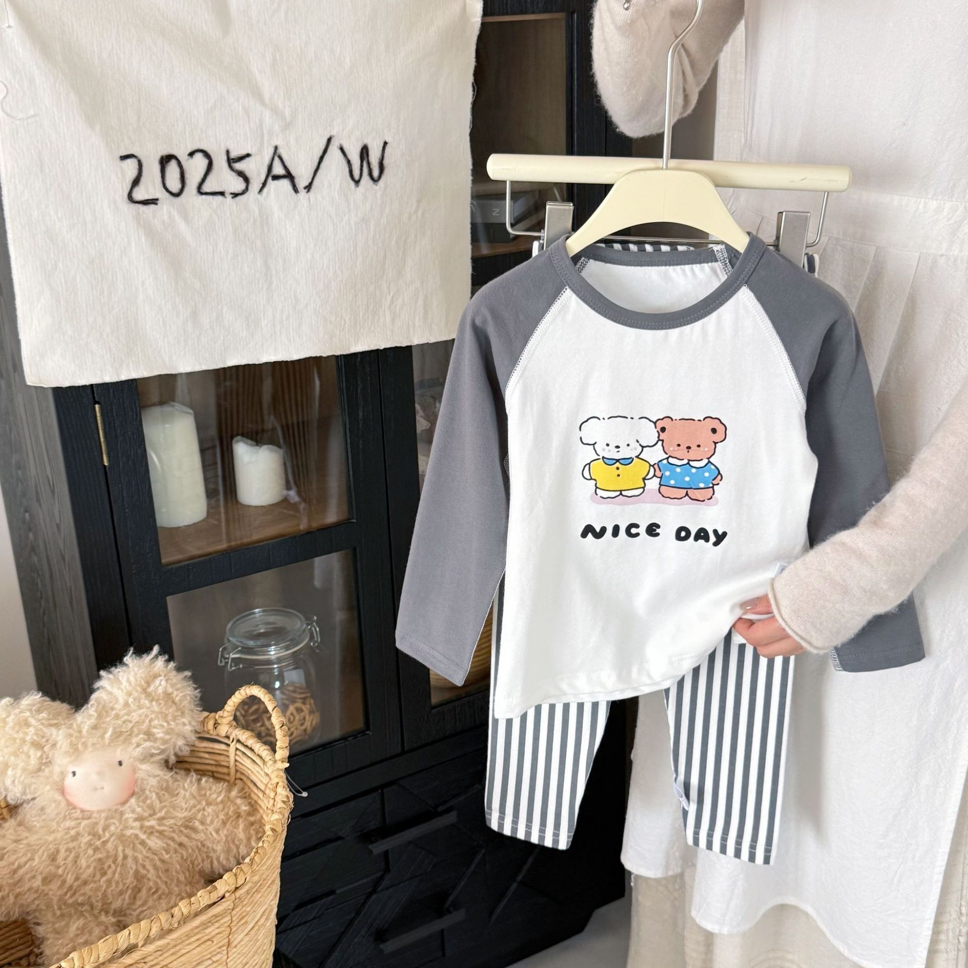 Ropa interior de algodón de primavera y otoño pijamas de cuello redondo para niños, ropa a domicilio de manga larga de dibujos animados para niños, ropa de otoño para hombres, traje de pantalones largos