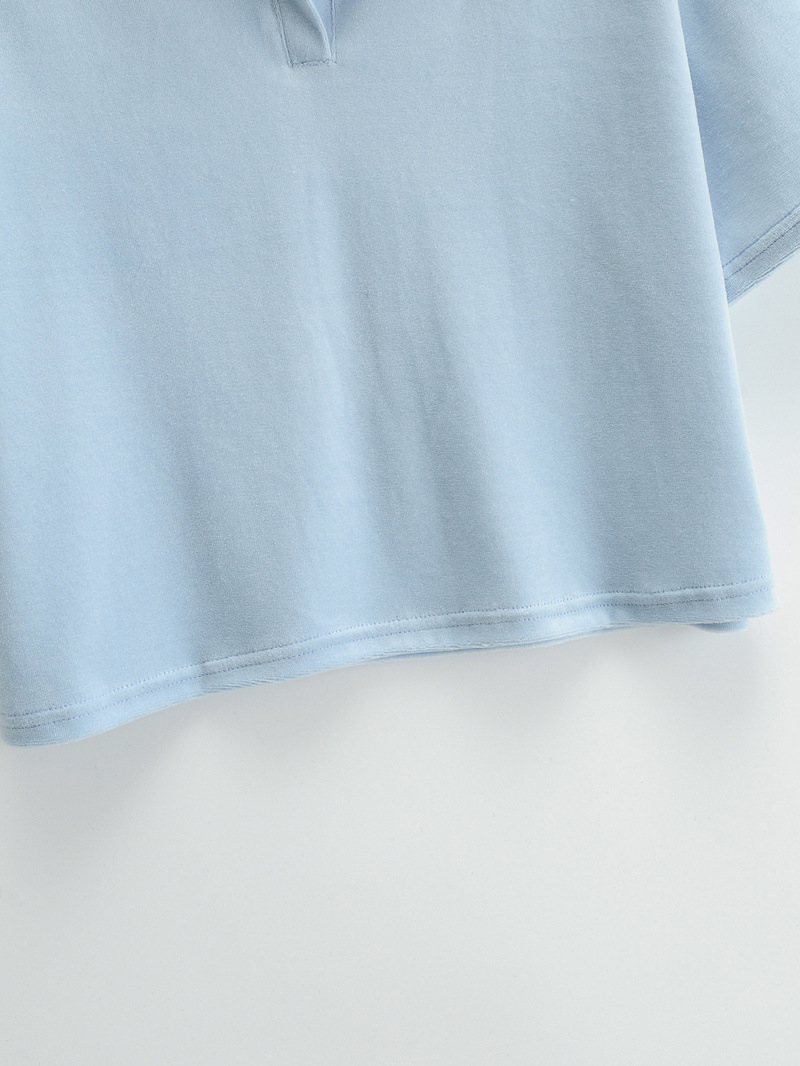 camiseta de manga corta con solapa suelta de color sólido NSHS34240