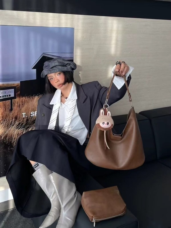 高级感复古休闲简约托特包包女2025秋冬新款真皮大容量单肩斜挎包|undefined