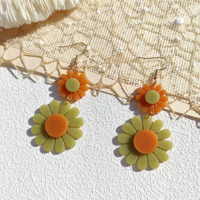 Acetate Daisy Patchwork Large and Small Pendant Colorful Earrings for Women, Vintage Cute Korean Style Earrings Wholesale Acetate Daisy Patchwork Large and Small Pendant Colorful Earrings for Women, Vintage Cute Korean Style Earrings Wholesale