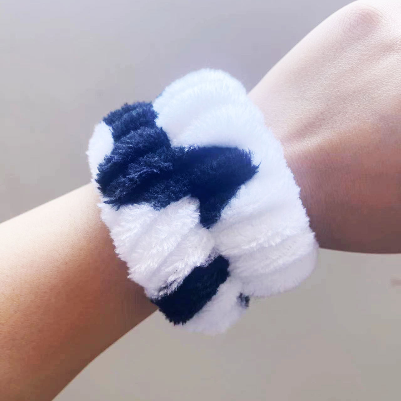 Vaca patrón arco pelo banda cuerno franela pelo banda femenina cara lavado muñeca diadema lavado