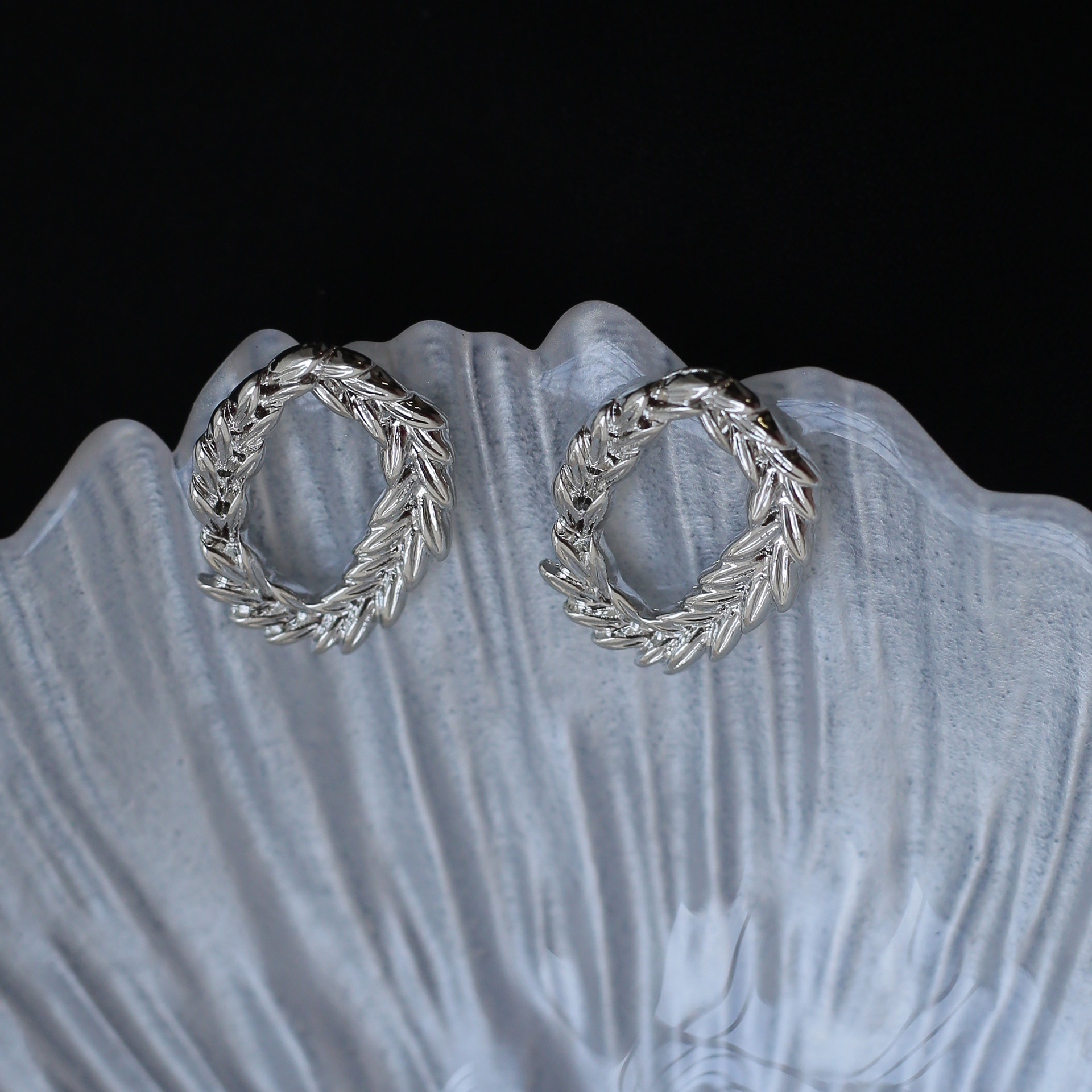 Oval silver