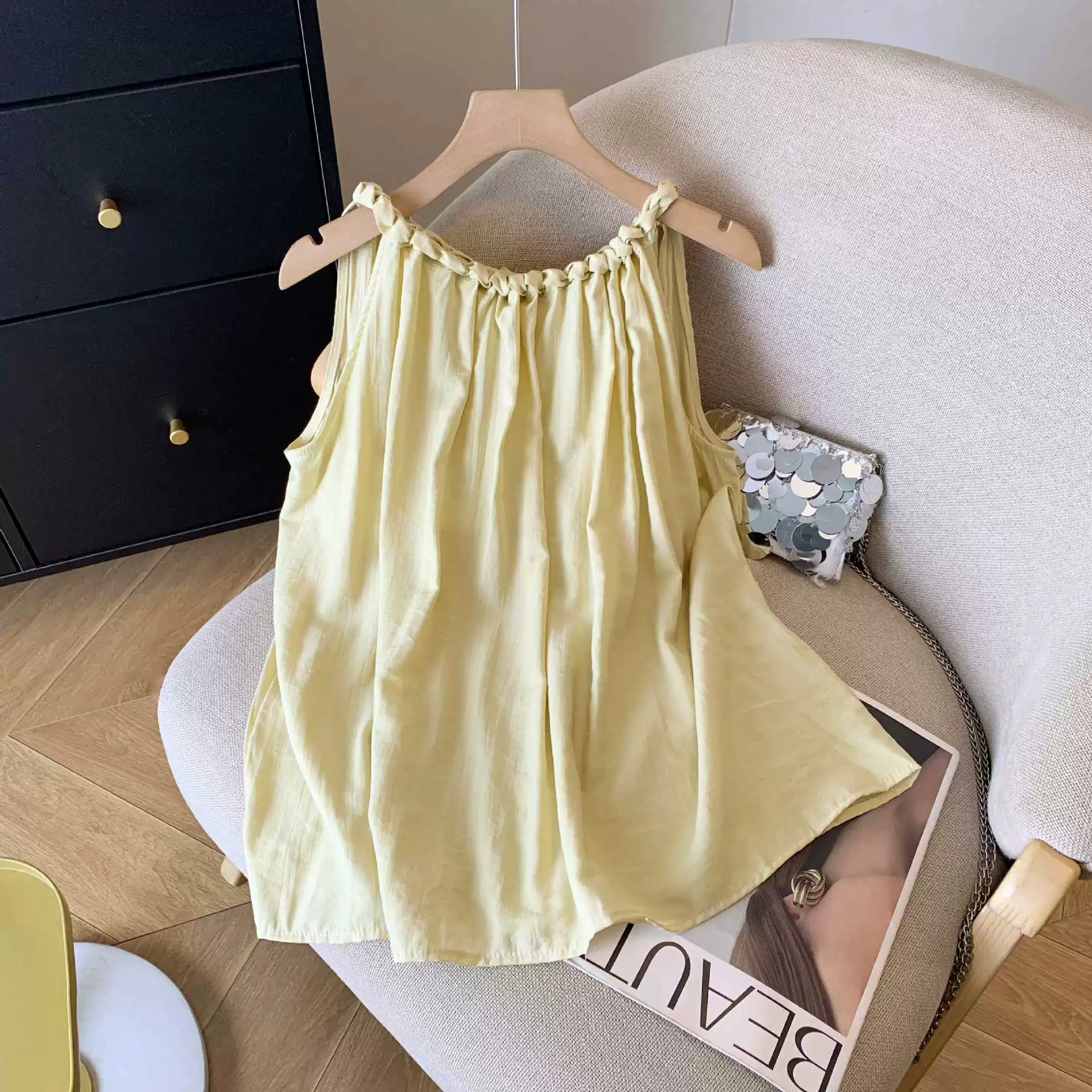 Настоящая фотография нежного корейского стиля, плетеный жилет без рукавов с воротником-халтер для женщин, летний свободный утягивающий праздничный кукольный топ