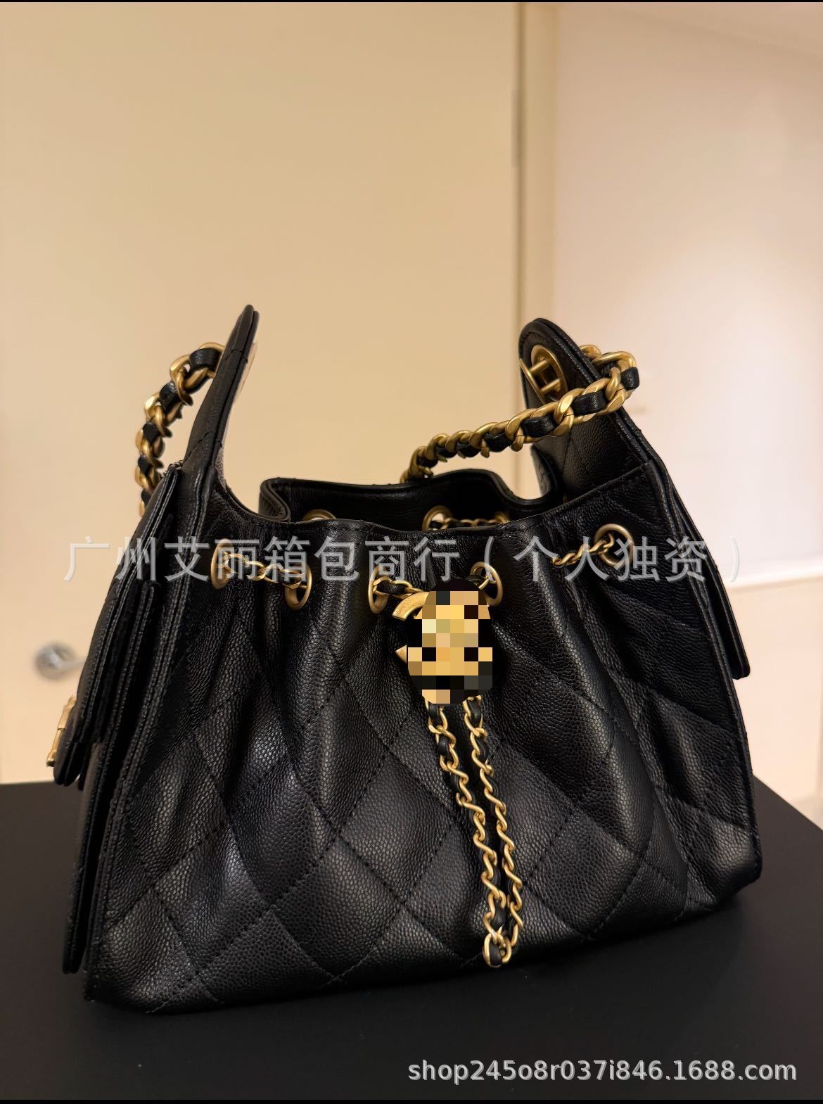 Matte quilted çiyin çantası, zəncirli və bağcıqlı model