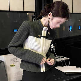 软糯慵懒灰白撞色针织衫女2025冬季气质名媛修身显瘦加厚拉链毛衣