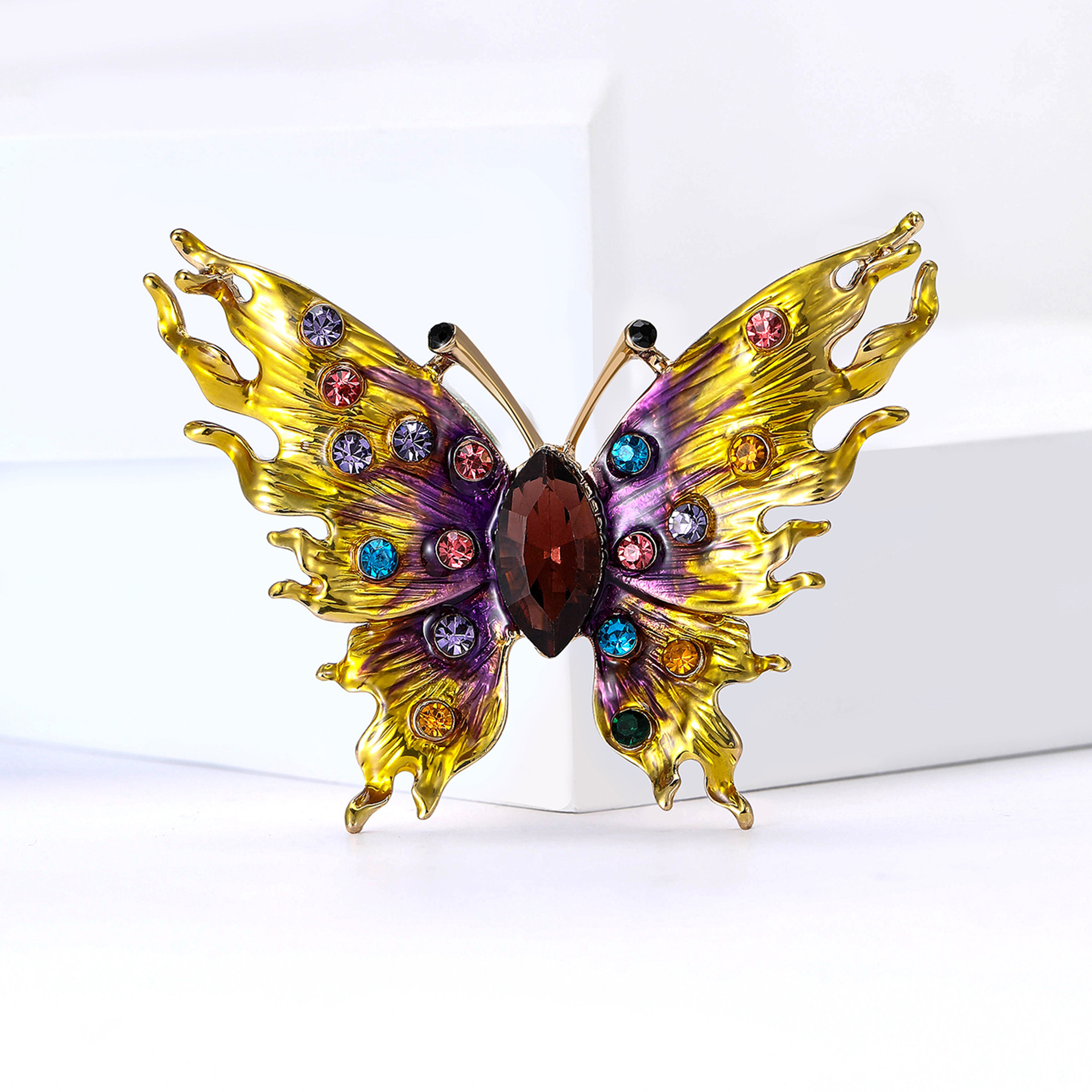 Alloy Material Retro Pin Butterfly Alloy Inlay Rhinestones Women's Brooches
