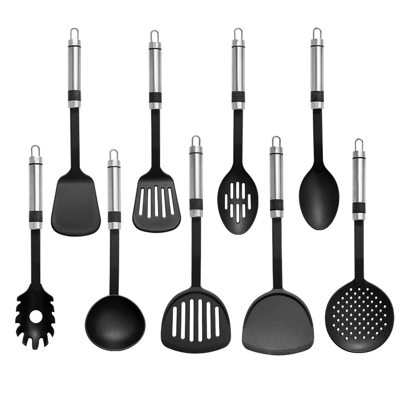 Ручка из нержавеющей стали Нейлоновая кухонная посуда Раковина для супа Пролитая Лопата Суп из спагетти Еще Пролитая ложка Лопата для жарки Горшок Лопата Бытовая небольшая кухонная утварь