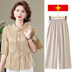 新しい中国式のお母さんの夏服の半袖のシフォンの小さいシャツの2つのセットの2025新型の気のシャツの中で年配の女性のtシャツのセット