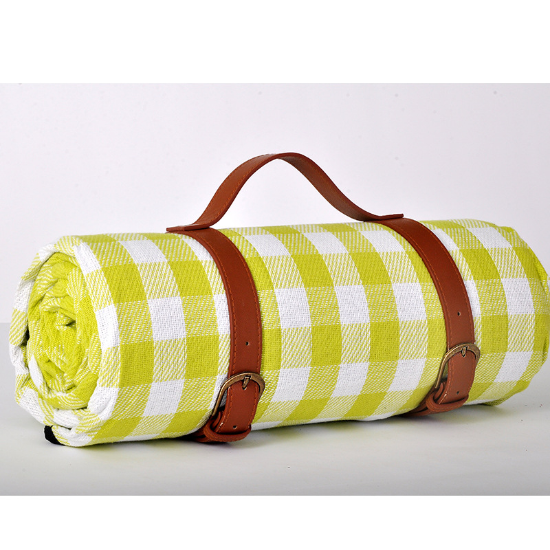 En stock correa de cuero estera de picnic al aire libre estera a prueba de humedad de tres capas engrosada estera de playa suministros para acampar