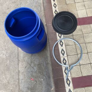50������Ͱ��ˮ���ݼy���D�� ���z�AͰ �����{ɫ�F���ܷ����Ͱ