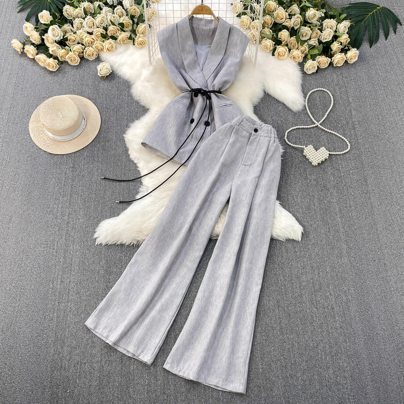 Carefully Selected High-End Gray Suit with V-Neck Double-Breasted Vest, Sleeveless Waistcoat + High-Waisted Slim Wide-Leg Pants Two