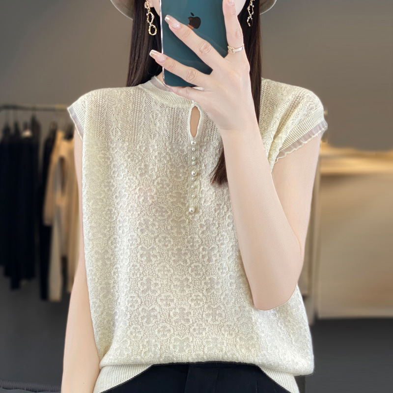 Cute spring summer lace vest with a round collar