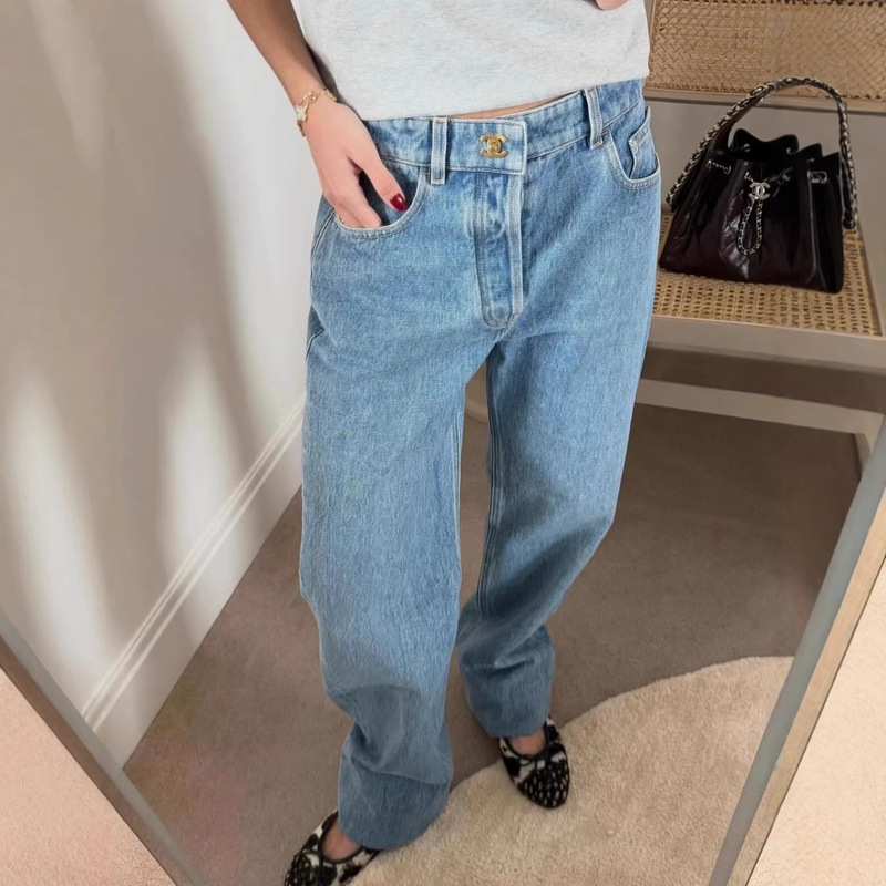 Chanel-Style 26 Spring/Summer New Embroidered Logo Washed Denim Straight High-Waisted Slim-Fit Personalized Women's Jeans Chanel-Style 26 Spring/Summer New Embroidered Logo Washed Denim Straight High-Waisted Slim-Fit Personalized Women's Jeans