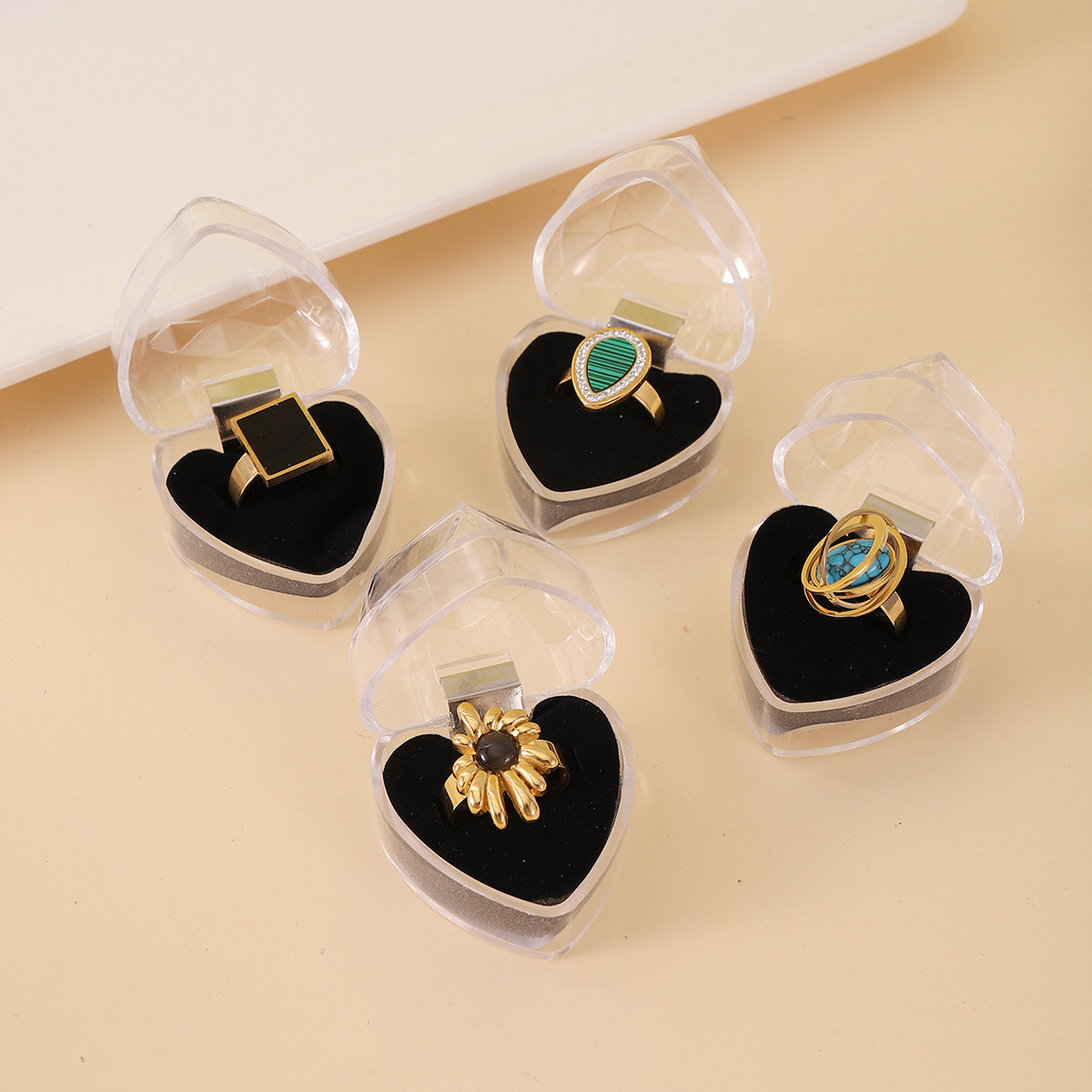 ͸ָӶɺаװƷǿ鱦չʾ