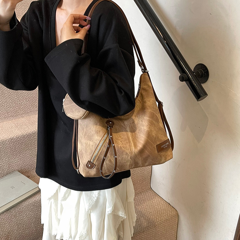 Mochila coreana de moda moda ocio 2025 nueva mochila de hombro de viaje simple de gran capacidad