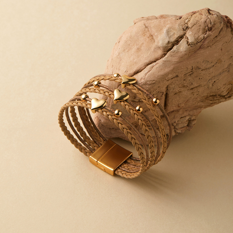 Retro Streetwear Heart Shape Pu Leather Alloy Wrap Bracelets Wholesale display picture 14