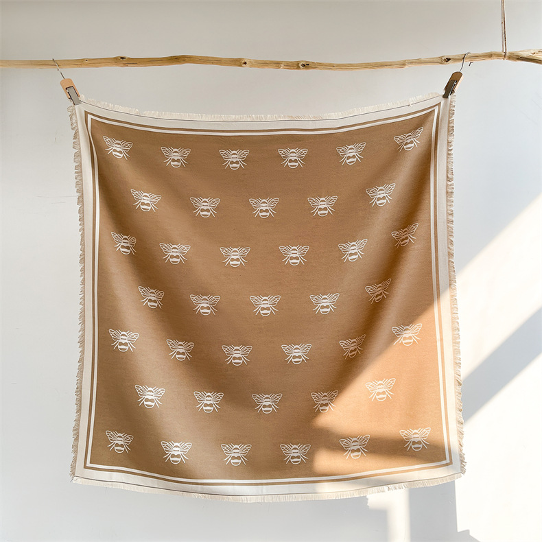 Herbst und winter neue temperament biene großen quadratischen schal urlaub stil kaschmir warmen schal schal_voghion.com